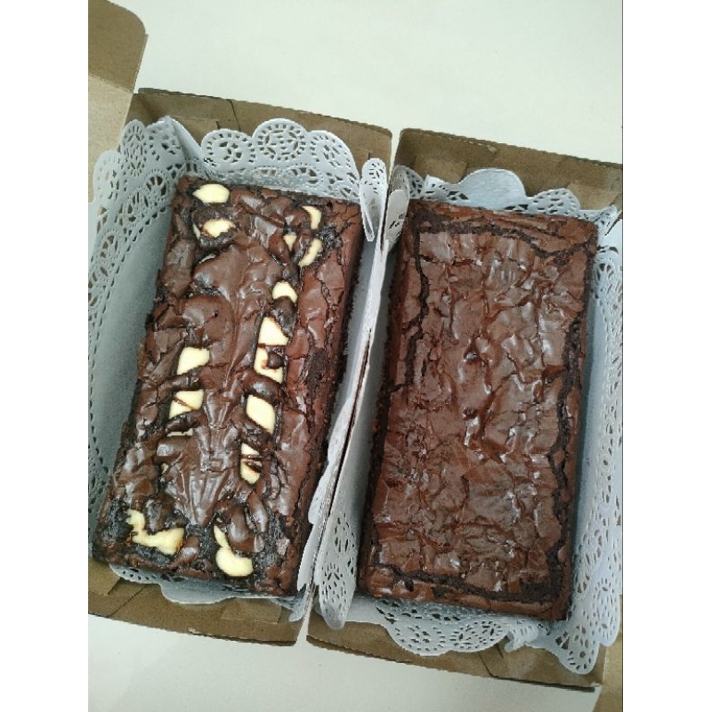 

FUDGY BROWNIES