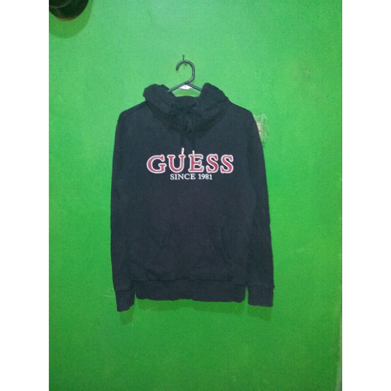 HODIE GUESS