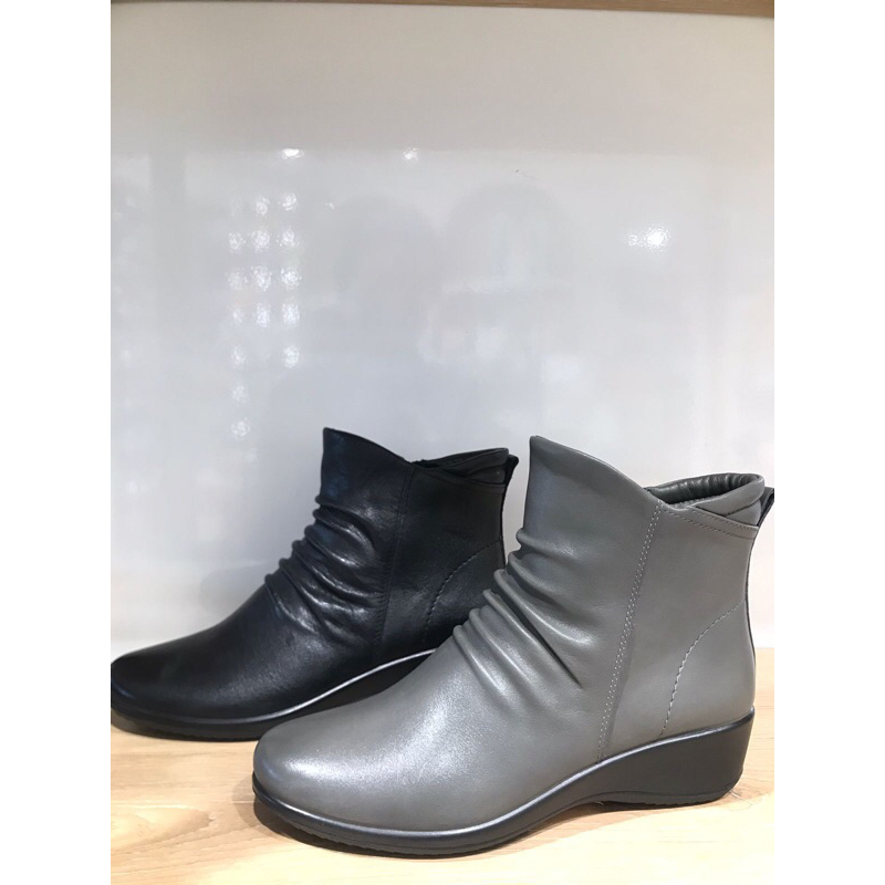 Sepatu wanita boots Hush Puppies original