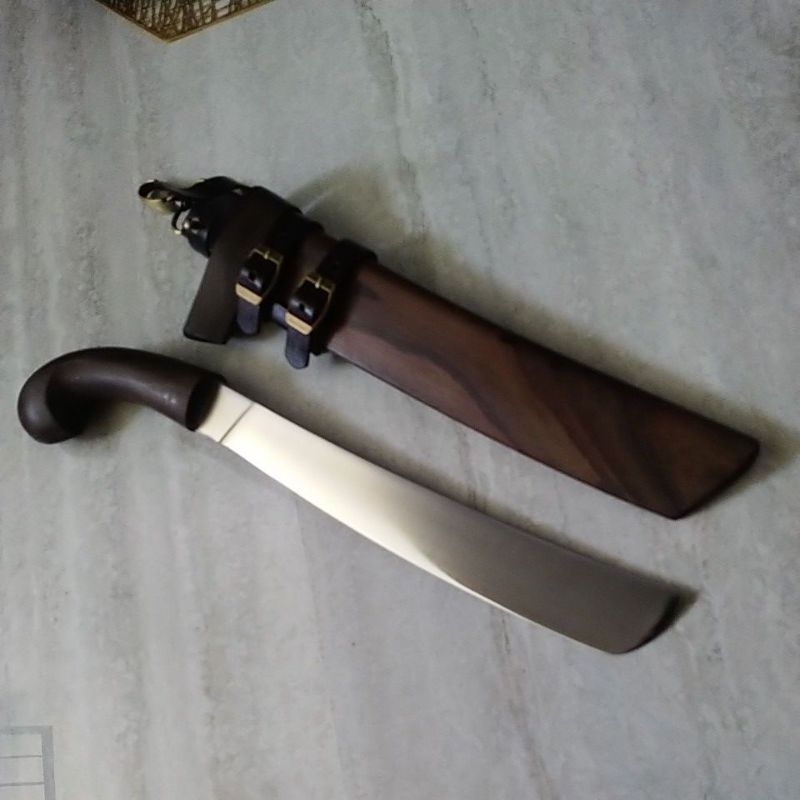 Golok sembelih model khas Sunda bahan bearing