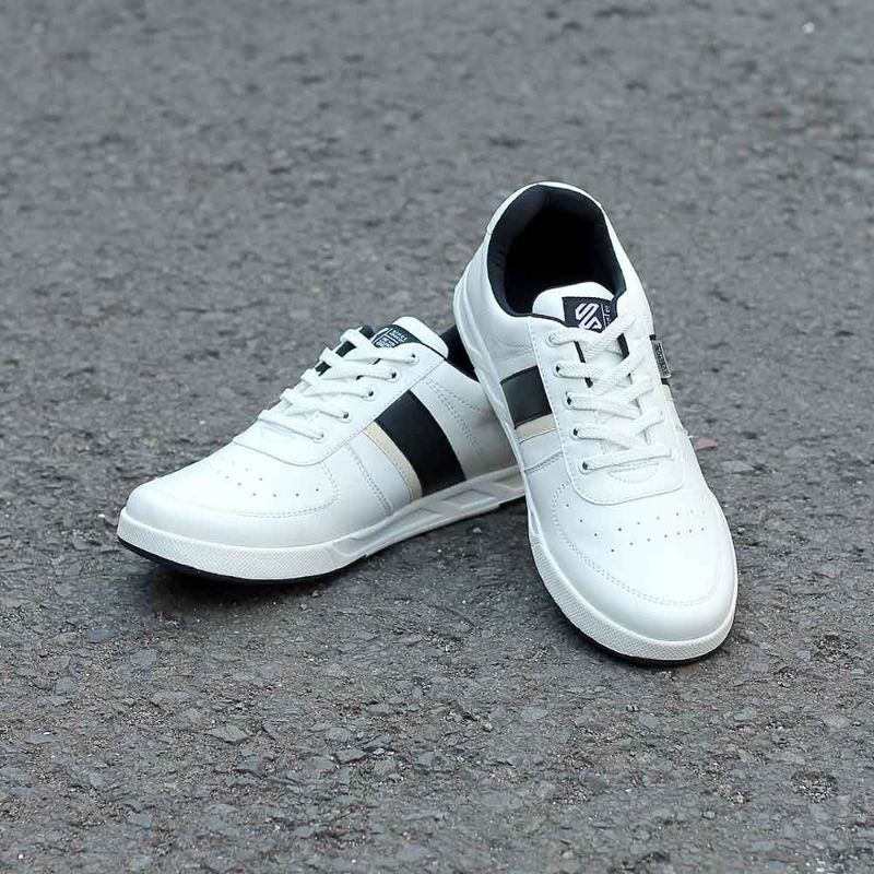Sepatu Casual Pria Kuzatura