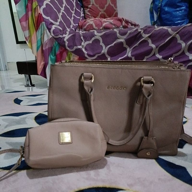 Tas Sisley