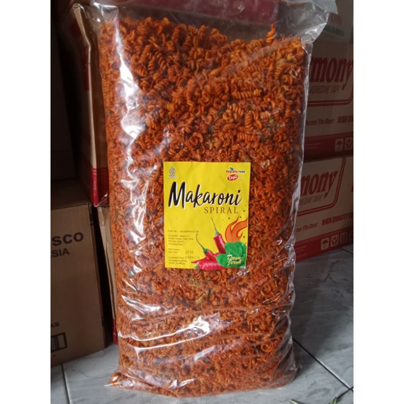 

2Xbtygneal Sakha Snack ) Makaroni Spiral Pedas Daunjeruk 1 Kg