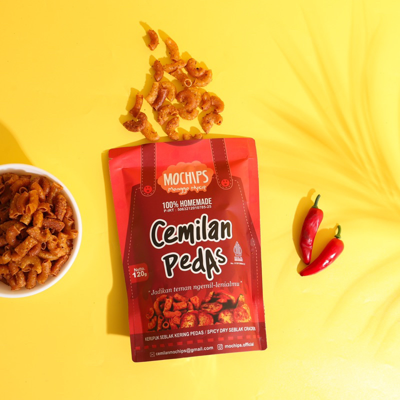 

makaroni pedas & kerupuk seblak 120 g - mochips