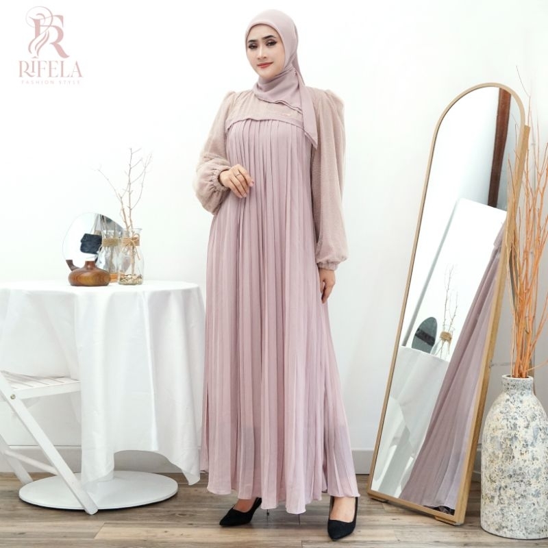 Rifela - Namira Dress Gamis Plisket Tille Fogging Mix Ceruty Babydoll Armany Polos FREE HIJAB Segi E