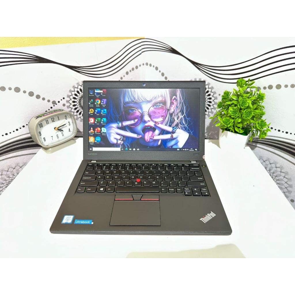 Laptop Lenovo Thinkpad X260 Intel Core i7 Gen6 Ram 8GB SSD 18GB Bergaransi