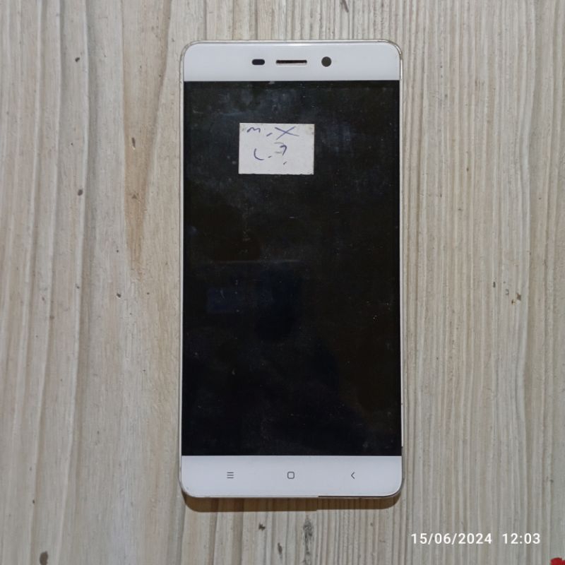 LCD Touch screen Xiaomi Redmi 4 Prada Orie Copotan