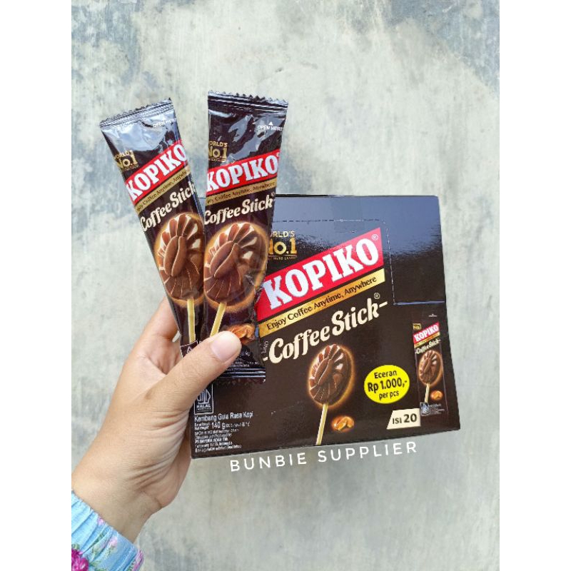 

Permen Kopiko Coffee Stick (Box) | Kembang Gula Rasa Kopi Permen Gagang