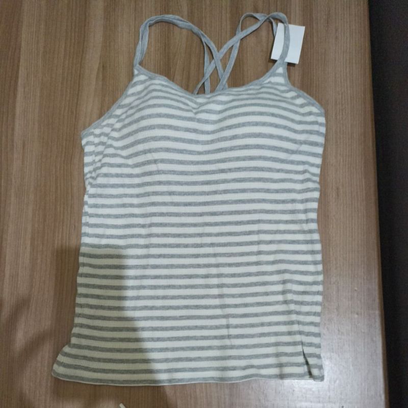 tanktop bra uniqlo