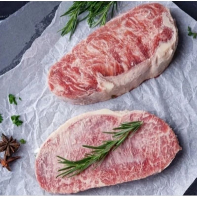 

wagyu BEEF sirloin / striploin tenderloin rib eye 200gr