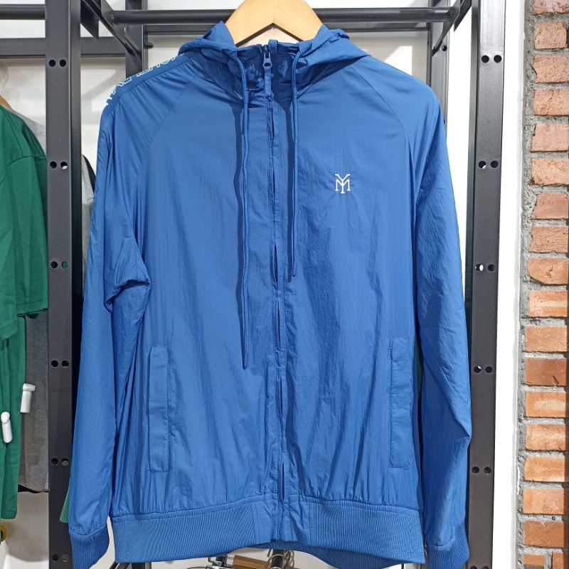 MOUTLEY - JAKET PARASUT / WINDBREAKER PRIA REGULAR FIT ORIGINAL MOUTLEY