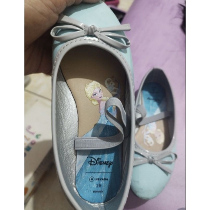 PRELOVED: Sepatu anak perempuan princess frozen merk Disney size 29