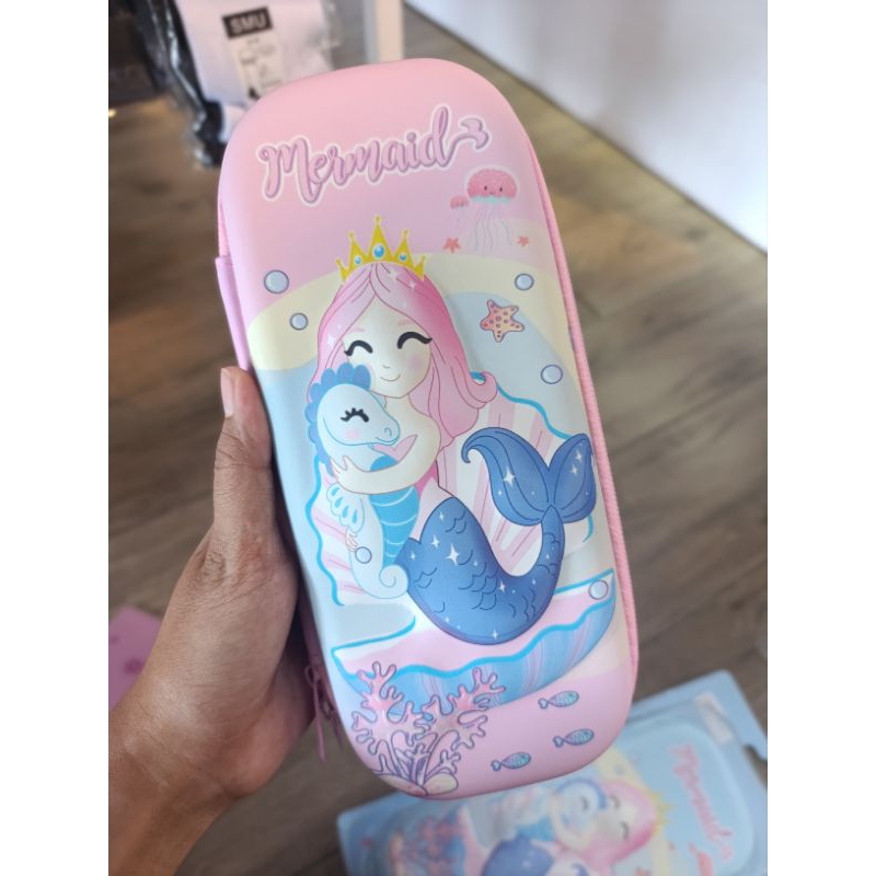 

TEMPAT PENSIL HARDCASE MERMAID