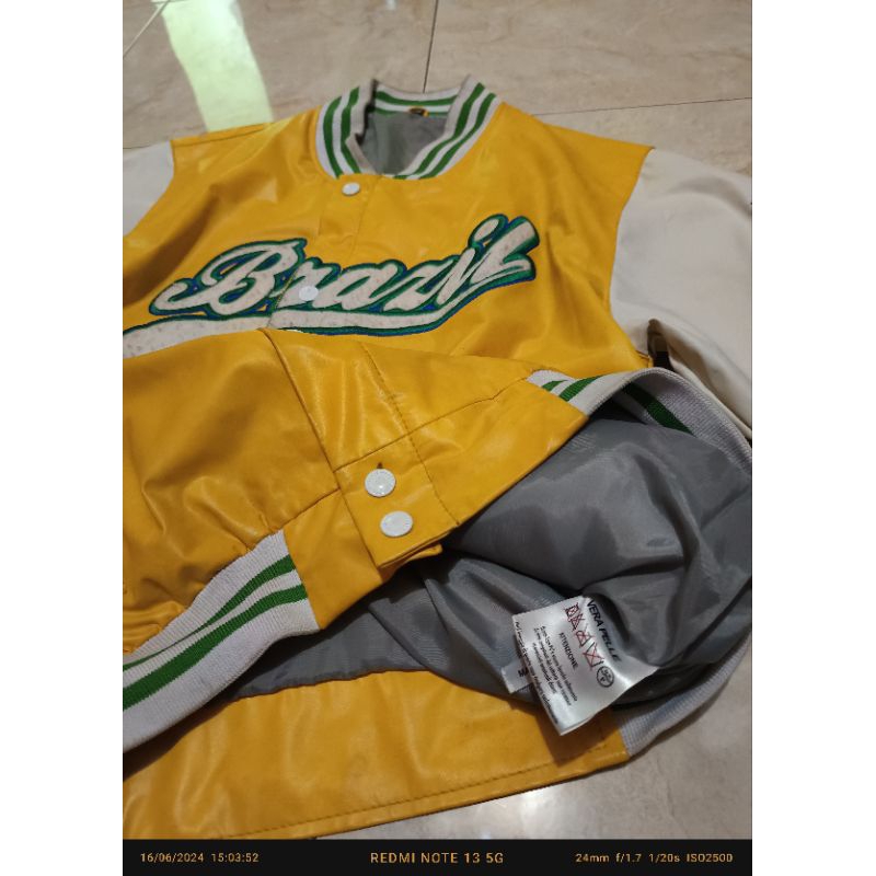 varsity brazil masih mulus nominus