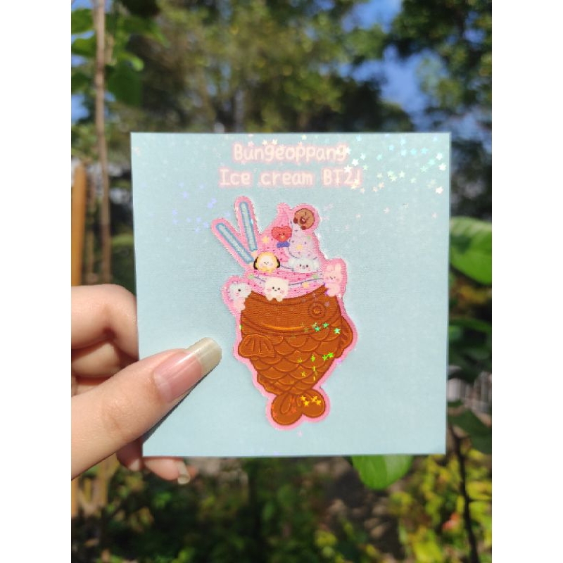 

STICKER KISS CUT HOLO STAR BTS