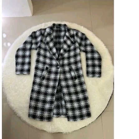 Blazer Wanita Panjang branded Berrybenka bahan Rajut Tebal