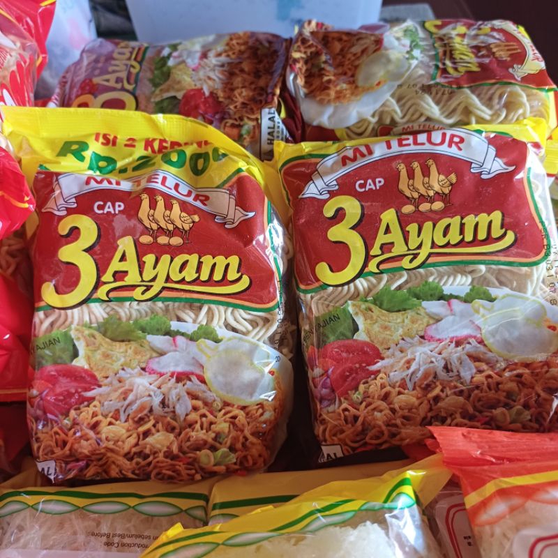 

Mie cap 3 ayam isi 2