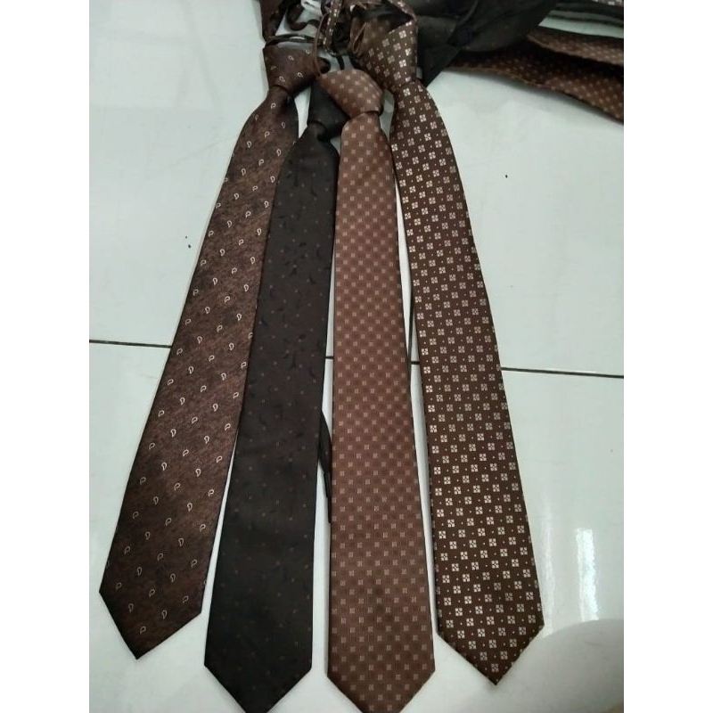 Dasi Coklat Panjang Instan Premium decarlo