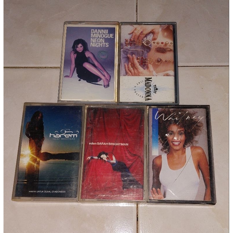 kaset barat DANNI MINOGUE-Neon Nights / MADONNA-Like A Prayer / SARAH BRIGHTMAN-Harem / SARAH BRIGHT