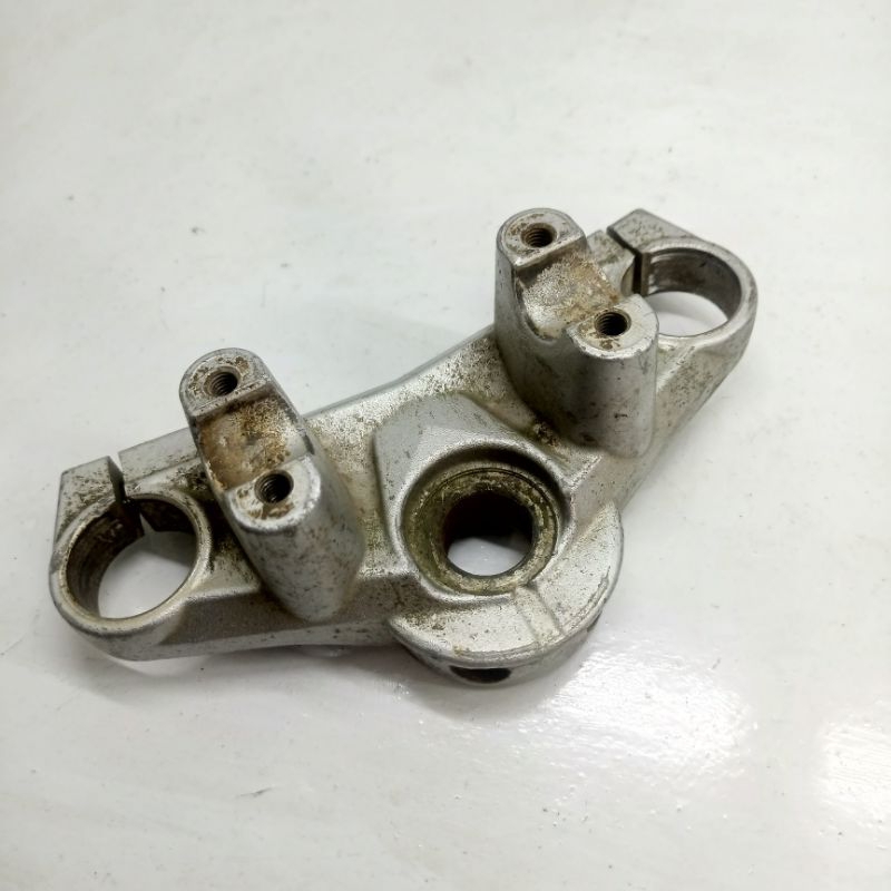 segitiga atas yamaha vixion new vixion nvl ori segitiga viksen new original