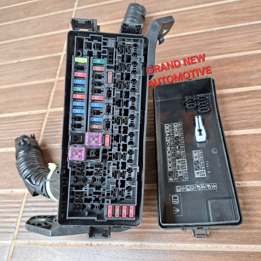 Fuse Box Sekring Mobilio Asli Honda