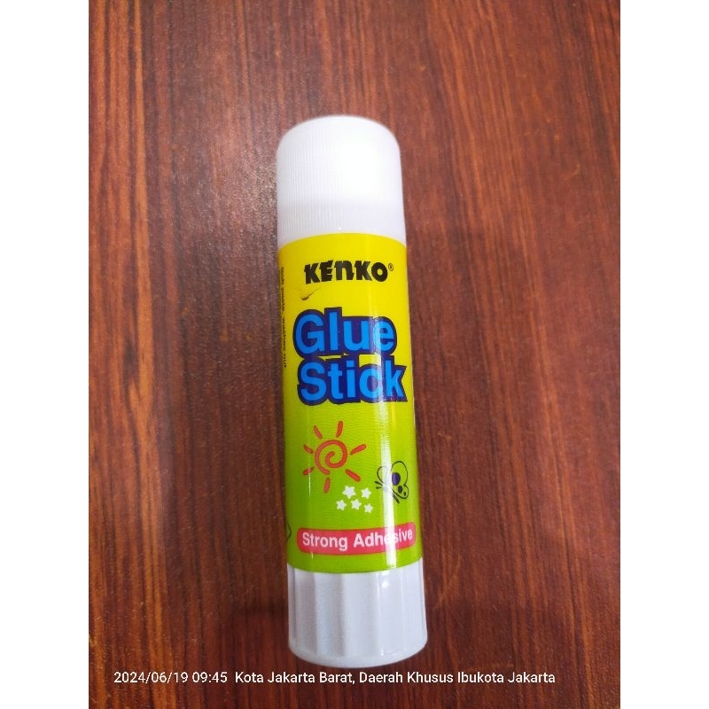 

KENKO GLUE STICK 25 gr( besar)