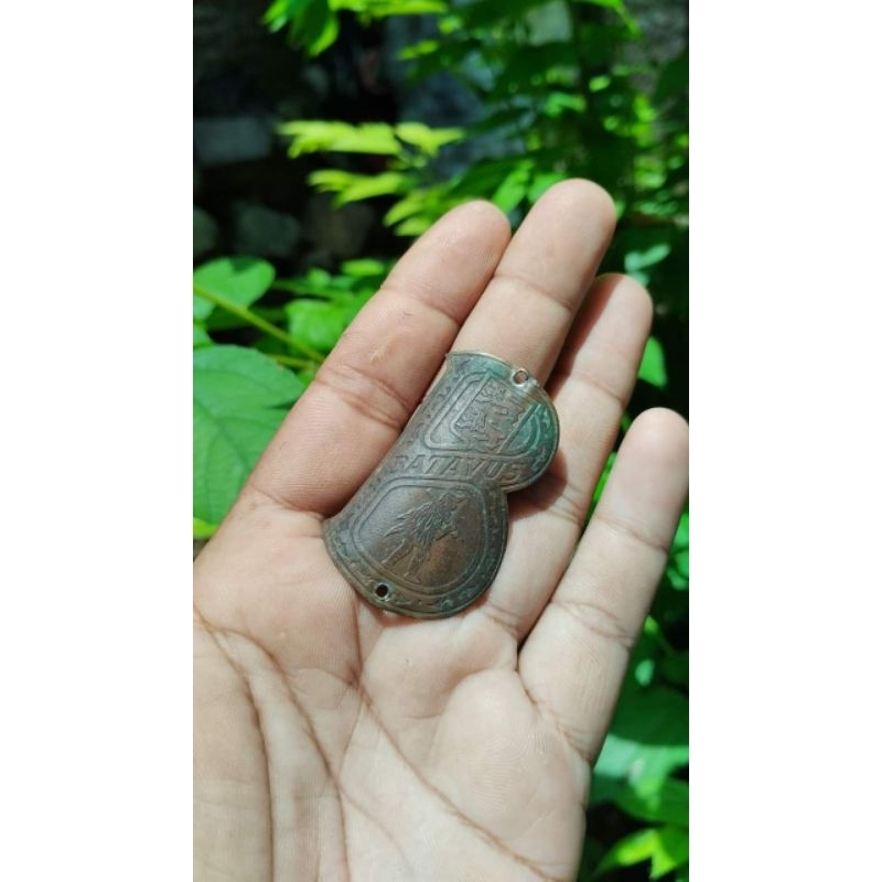 Emblem plat merek sepeda onthel Batavus original