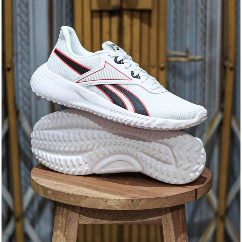sepatu sport runing Reebok original putih