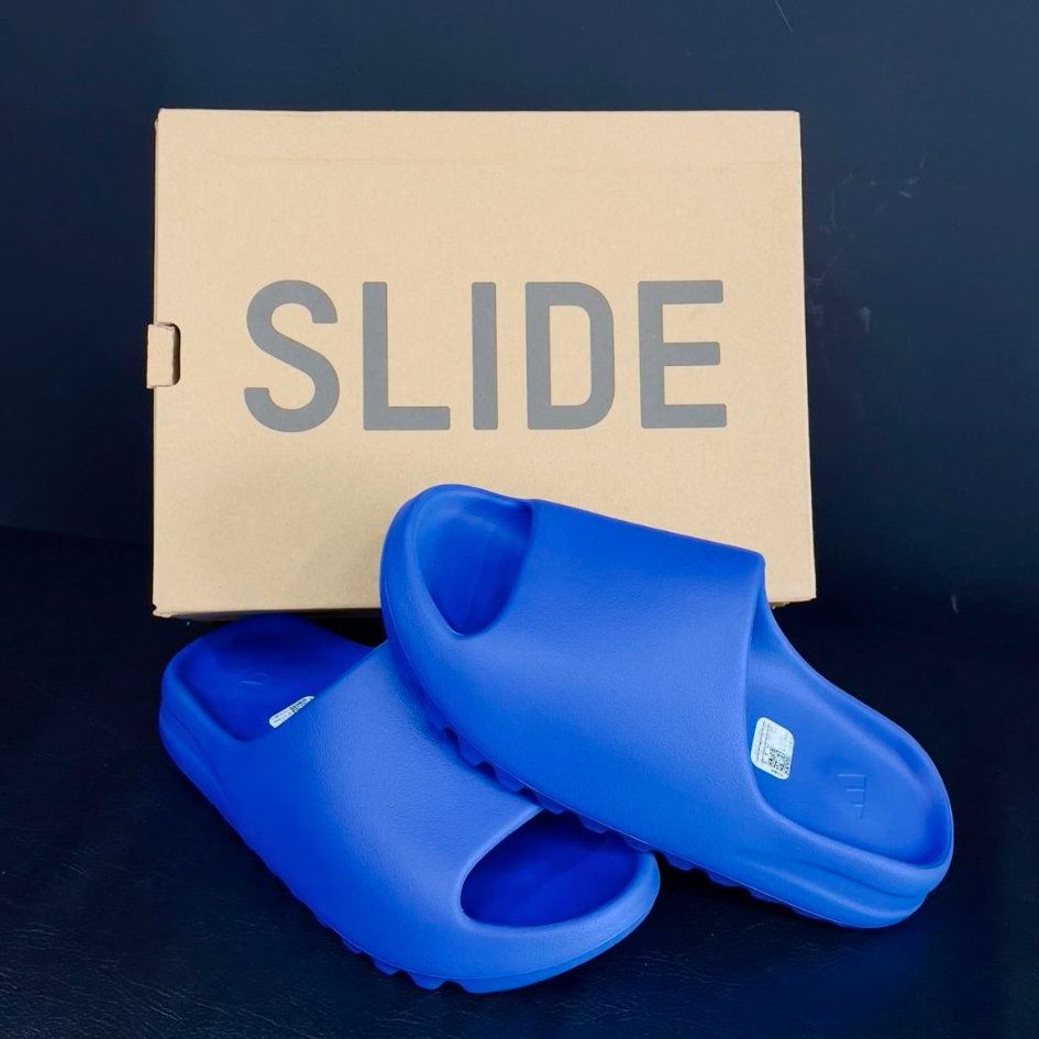 SENDAL SLIDE Yeezy Slide Azure Blue