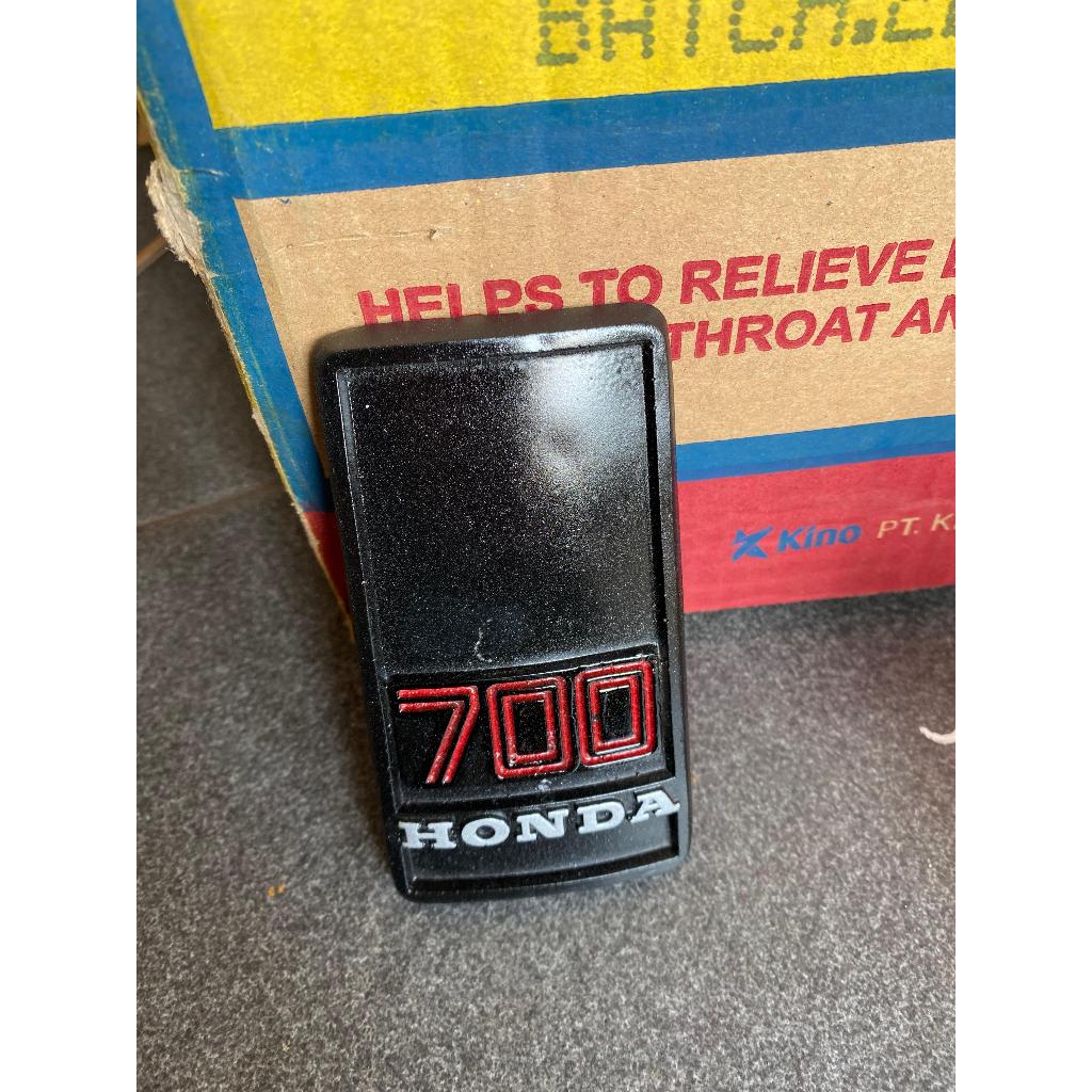 EMBLEM DASI HONDA C700