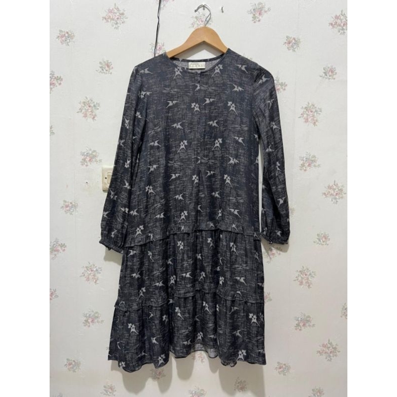 preloved wearing klamby blouse frilly tunik black uk l  ld 96