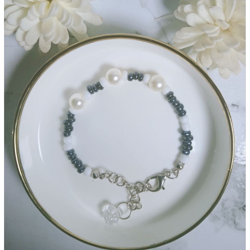 gelang manik hitam mutiara