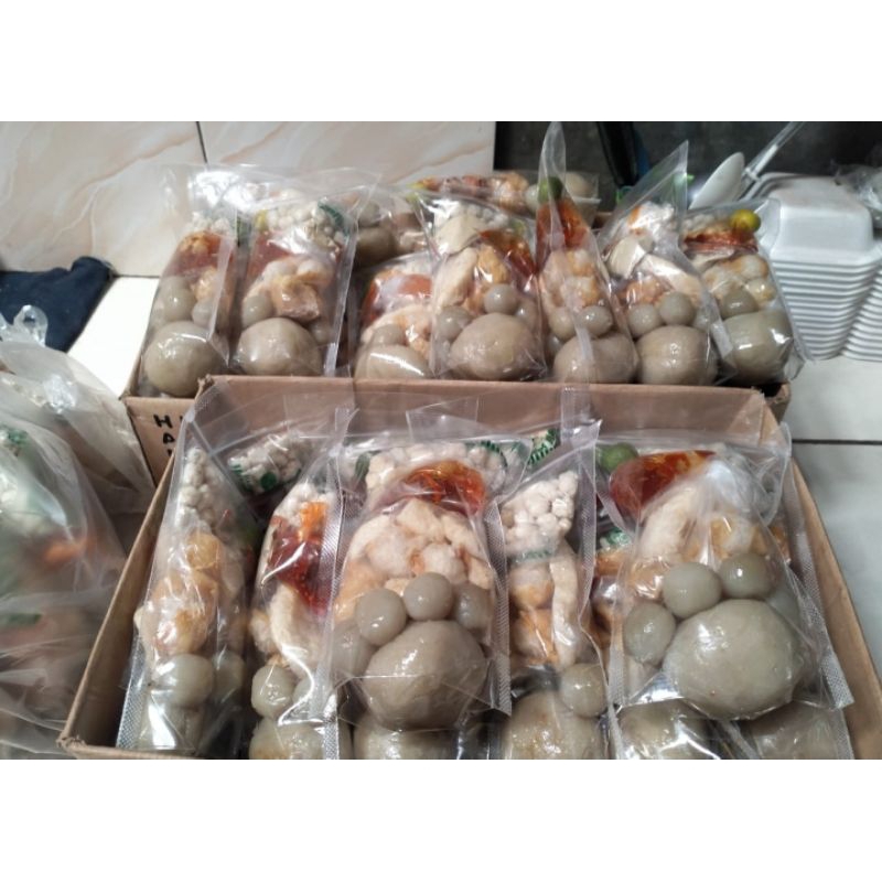 

Baso aci Ayam suwir & Baso aci tetelan mercon