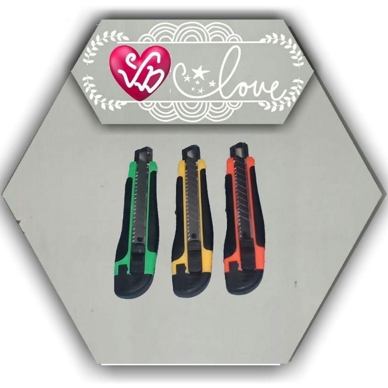 

Cutter Besar Gagang Lapis Karet Kater Pisau