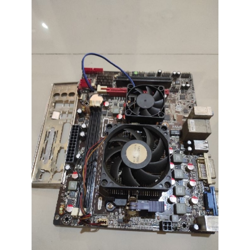 Motherboard AM3 DDR3 + AMD Athlon II x 4 640