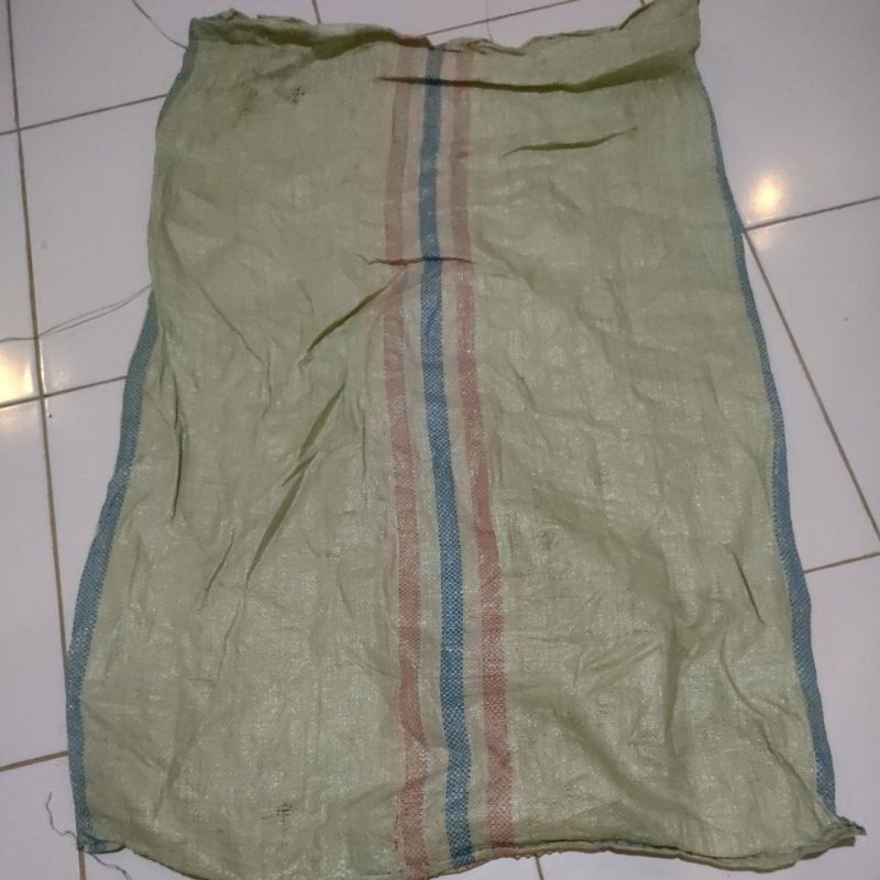 KARUNG PLASTIK BEKAS UK 75 X 115 CM