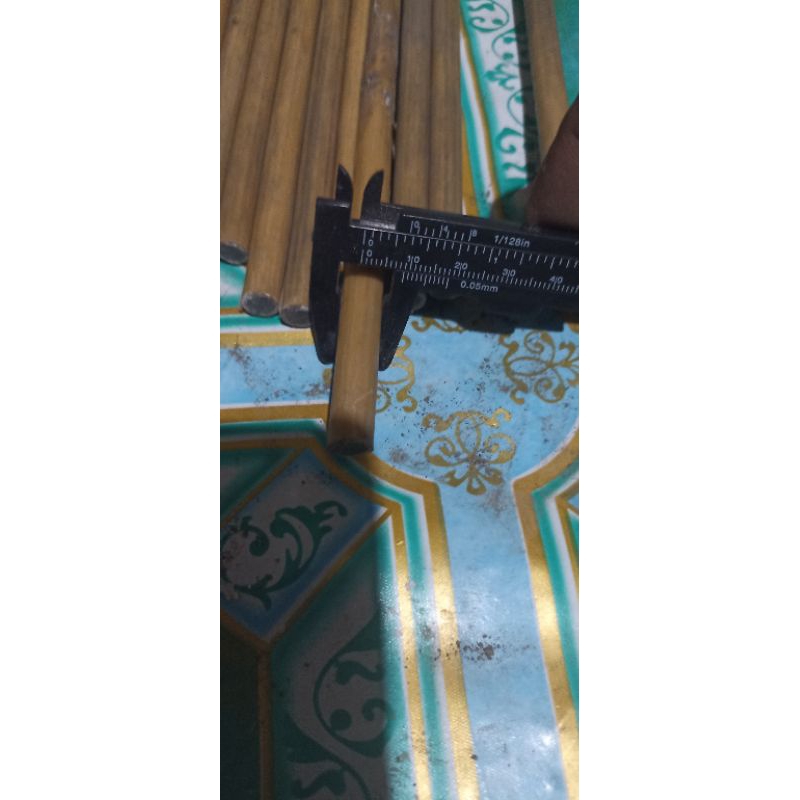 karbon sutet bahan joran