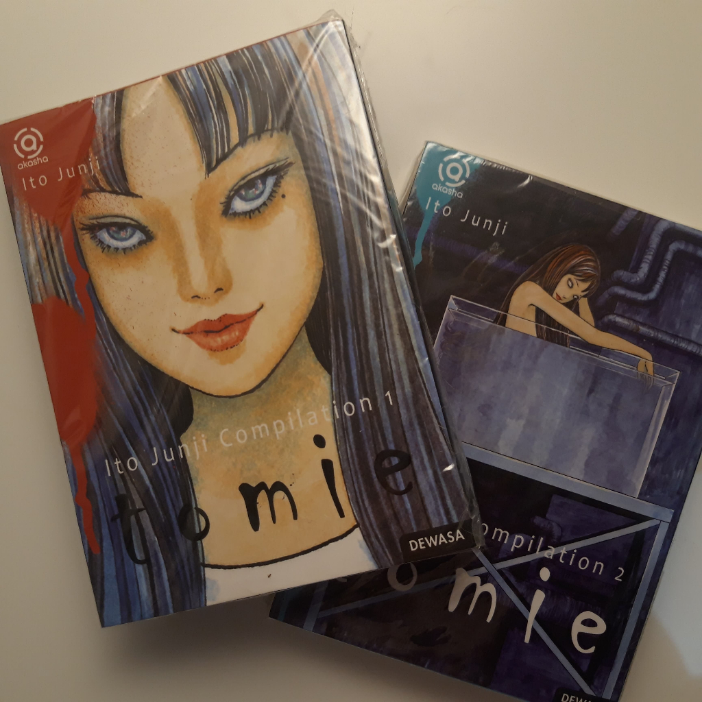 PRELOVED TOMIE COMICS | preloved buku komik Tomie by Junji Ito unsealed