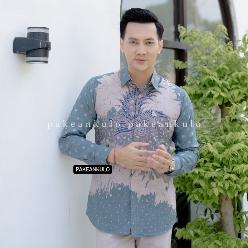 PAKEANKULO Batik Premium Pria Slimfit Motif Pramudya Biru Langit