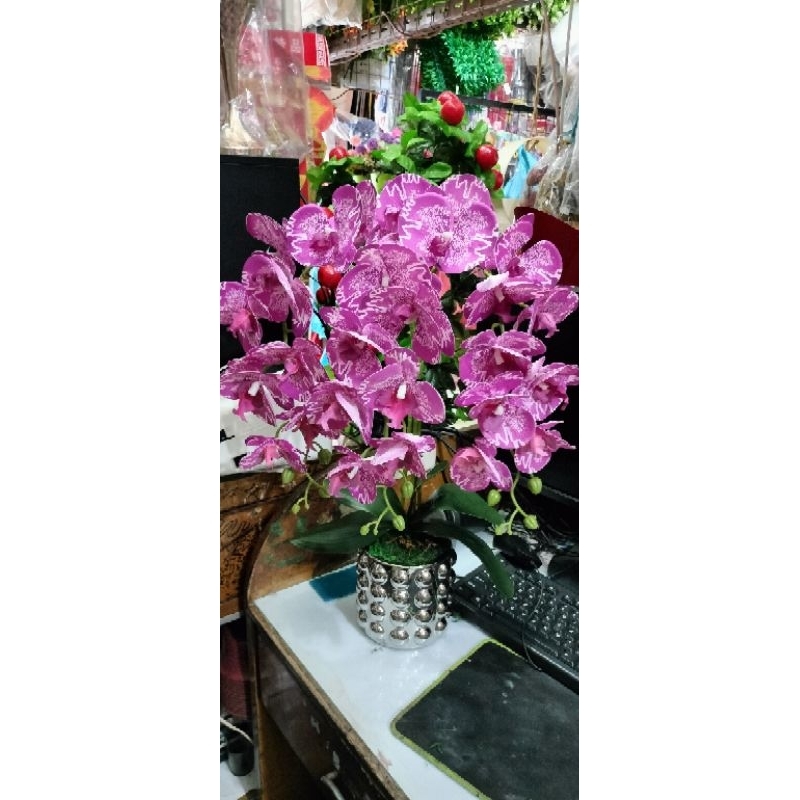 Bunga anggrek semi latex+vas keramik