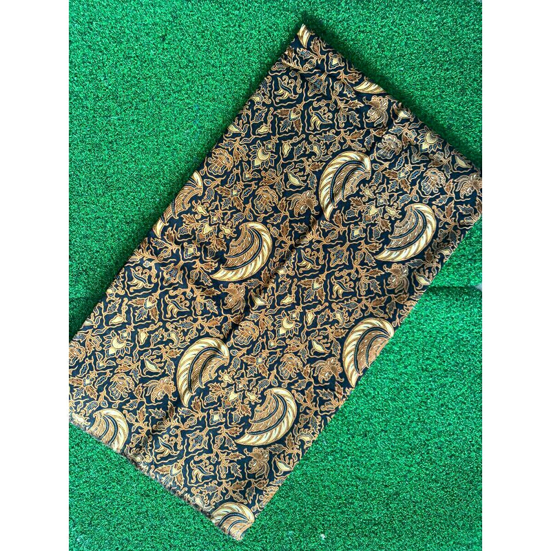 KAIN BATIK MARGARIA
