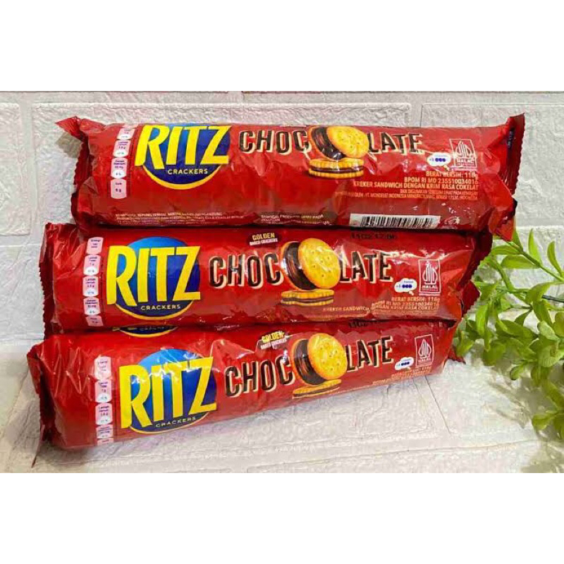 

Ritz cracker 118gr rasa coklat expired agustus 2024
