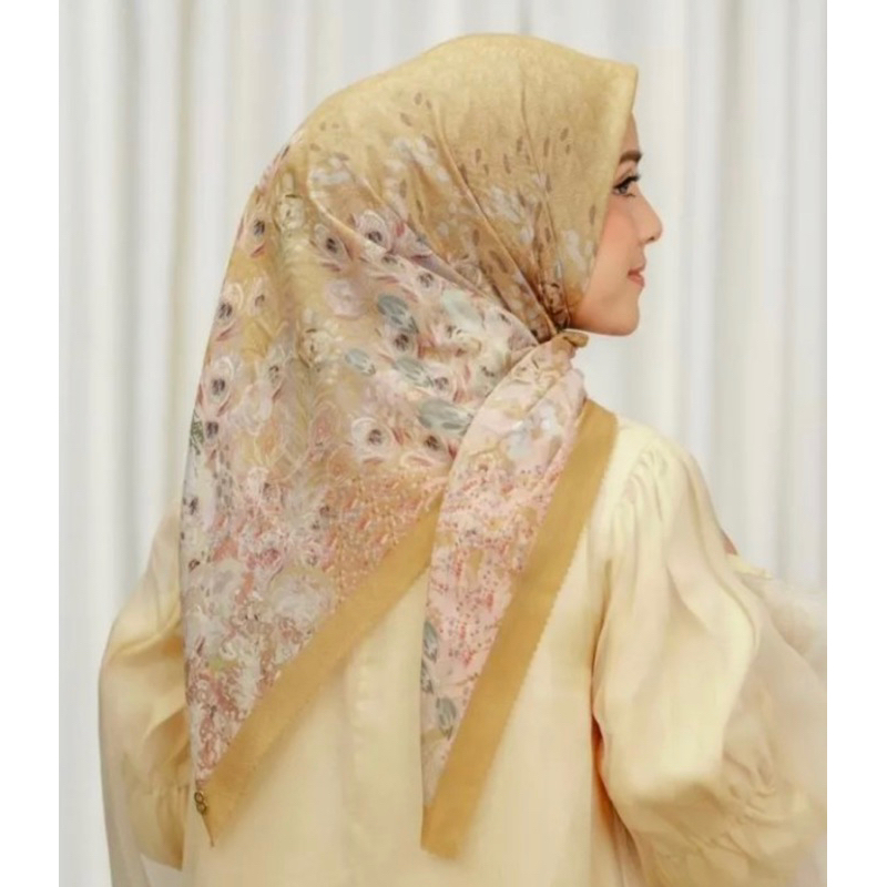 Buttonscarves Ederra series ( curry )