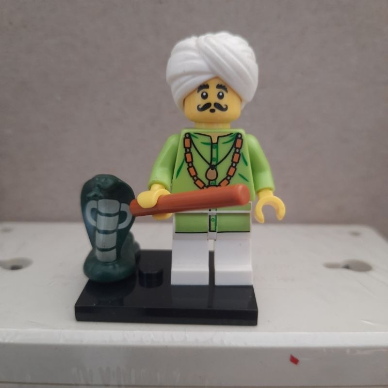 Minifigure Lego Original Snake Charmer