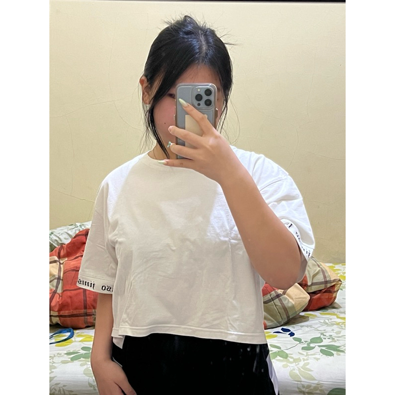 JINISO Kaos Crop Top Lengan Pendek