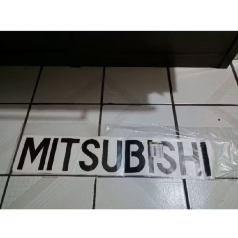 Stiker bak l300 belakang hitam stiker Mitsubishi l300 original