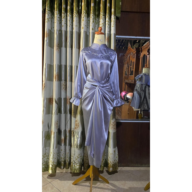 Dress kebaya rok lilit