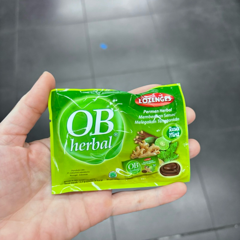 

Permen OB Herbal Lozenges Mint - Permen Pelega Tenggorokan