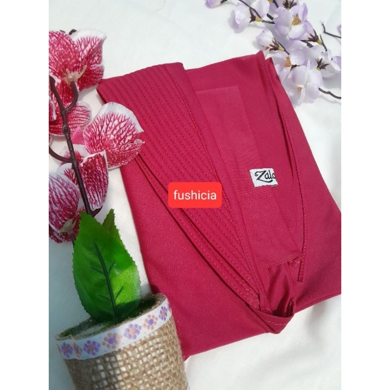 bergo instan bahaan jersey premium size S warna merah fanta/fuschia