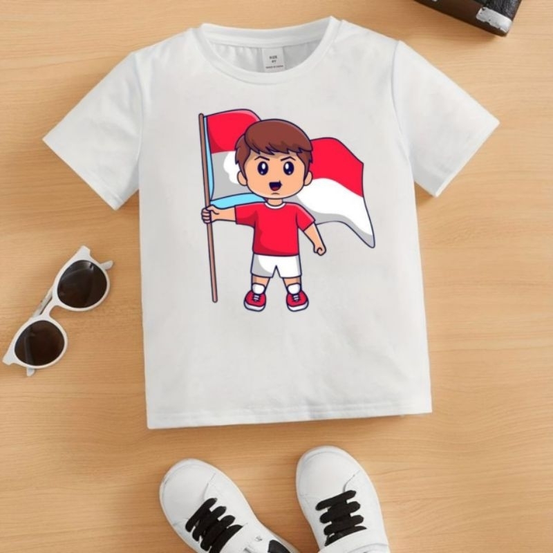 Kaos atasan anak kemerdekaan Indonesia merah putih HUT RI ukuran 1-10 tahun gambar cowok berdiri teg